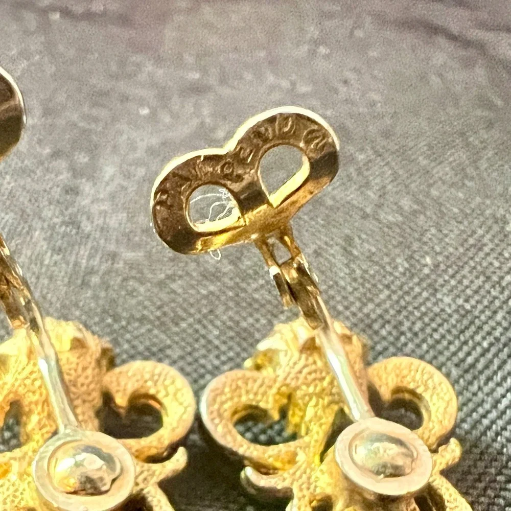 Vintage 1960s Gold Clip-On Earrings Copper‎ Orange Rhinestone Scroll Pat Pending